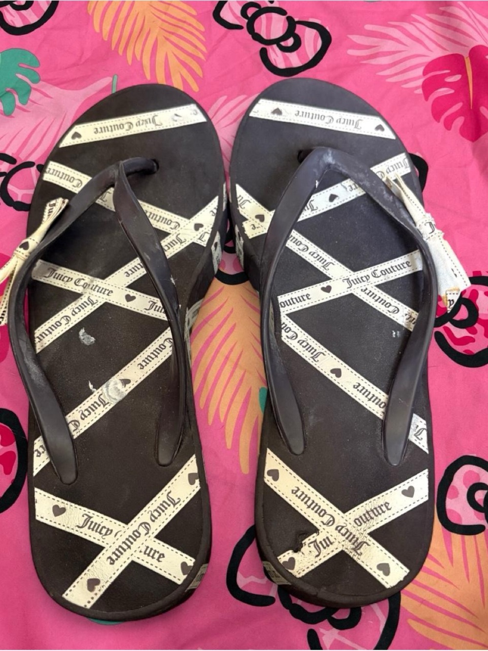 Vintage Juicy Couture Brown and White Logo Flip Flops - Women